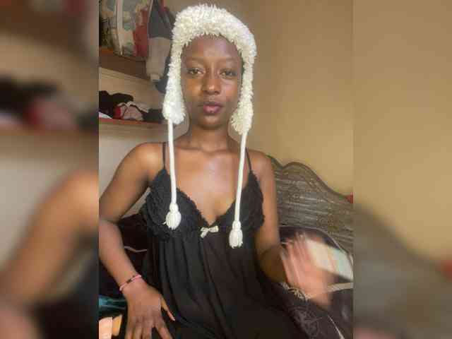Gigi212 webcam
