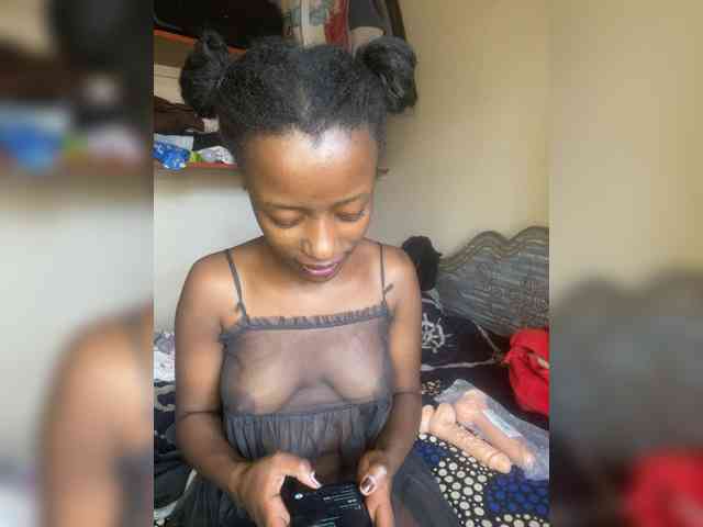 Gigi212 webcam