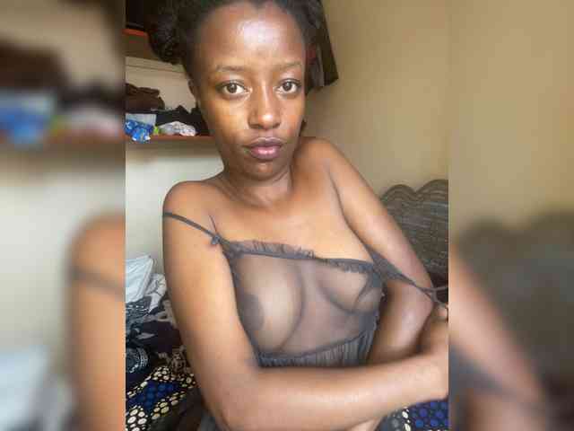 Gigi212 webcam