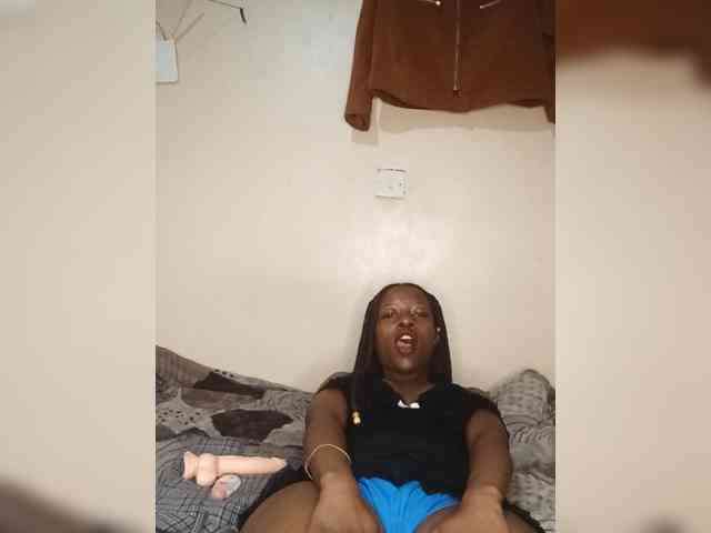 Gigi212 webcam