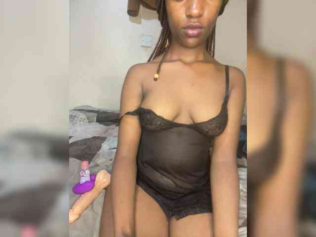 Gigi212 webcam