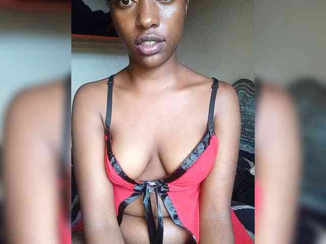Gigi212 webcam