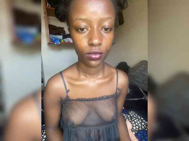 Gigi212 webcam