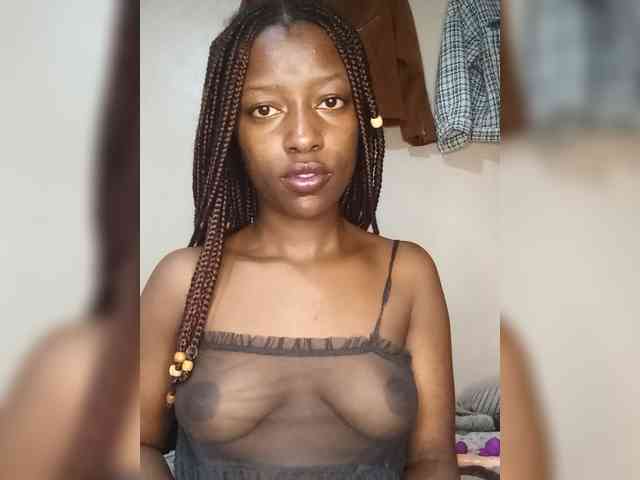 Gigi212 webcam