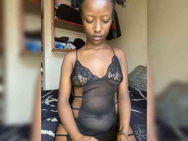 Gigi212 webcam
