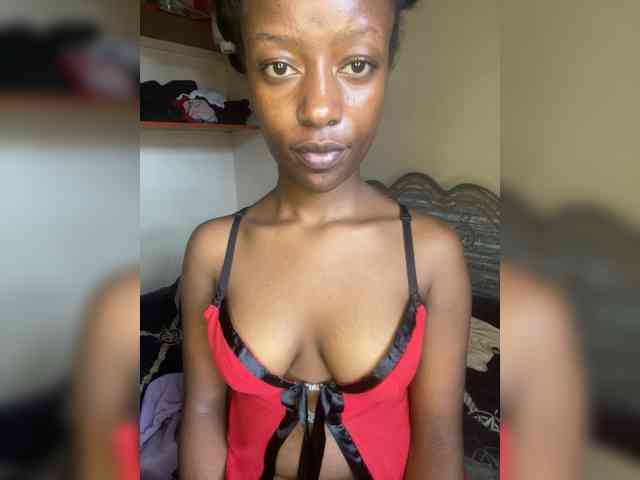 Gigi212 webcam