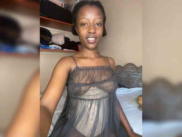Gigi212 webcam