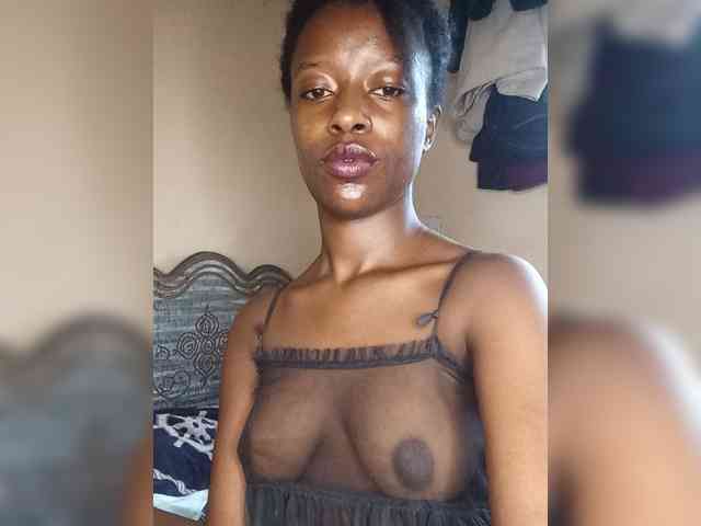 Gigi212 webcam