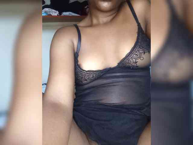 Model: Gigi212