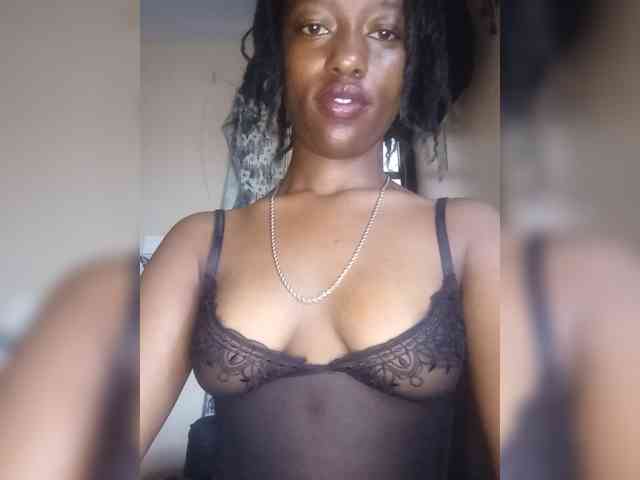 Gigi212 webcam