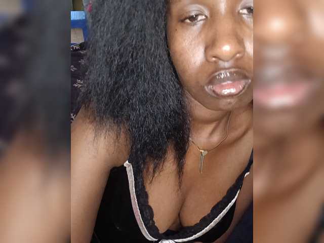 Sassynova2 live cam on BongaCams