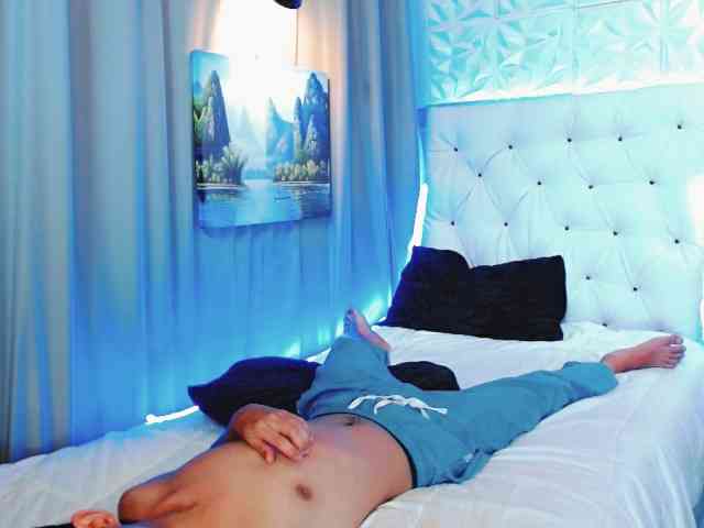 Luke-Winchester Live Webcam on BongaCams
