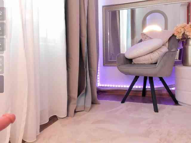 ChloeObril webcam