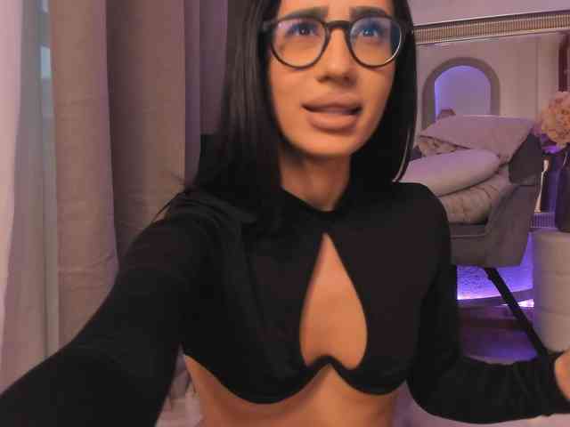 ChloeObril webcam