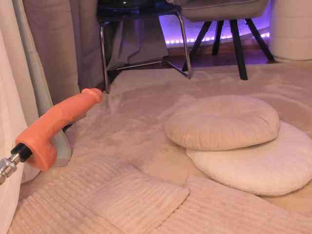ChloeObril webcam