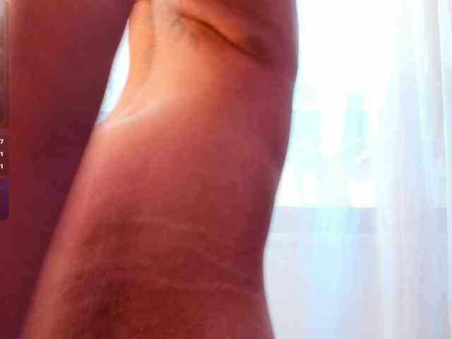 ChloeObril webcam