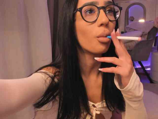 ChloeObril webcam