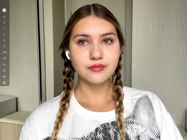 TanaCoor live cam on BongaCams