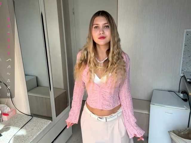 TanaCoor live cam on BongaCams