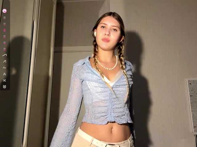 TanaCoor live cam on BongaCams
