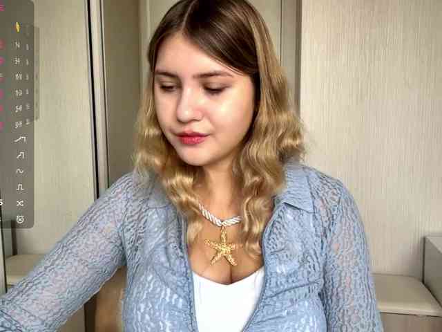 TanaCoor Live Webcam on BongaCams