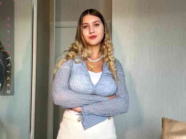 TanaCoor Live Webcam on BongaCams