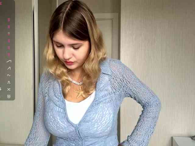 TanaCoor Live Webcam on BongaCams