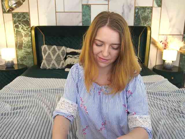 GoldenLacee