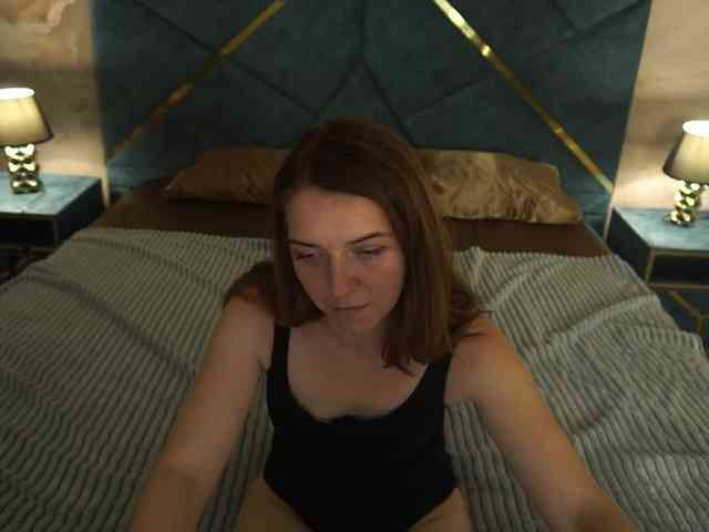 GoldenLacee - Girl 