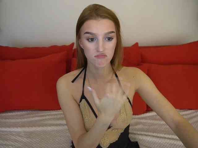 VelvetVow webcam