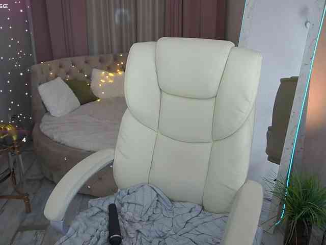 MadameSin webcam