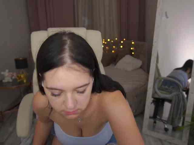 MadameSin webcam