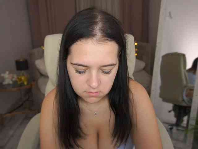 MadameSin webcam