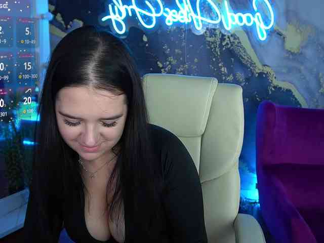 MadameSin webcam