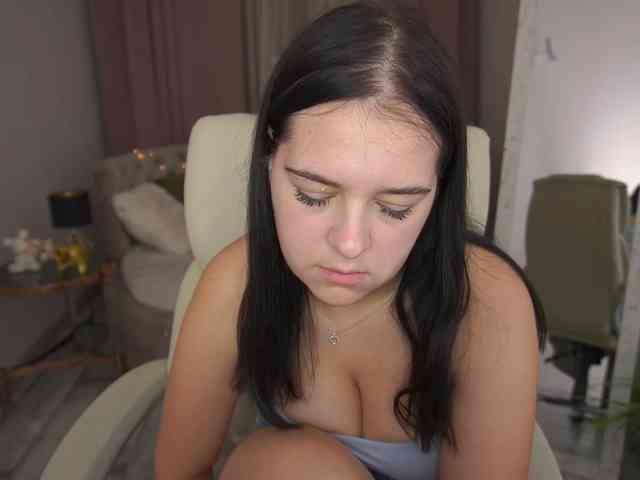 MadameSin webcam