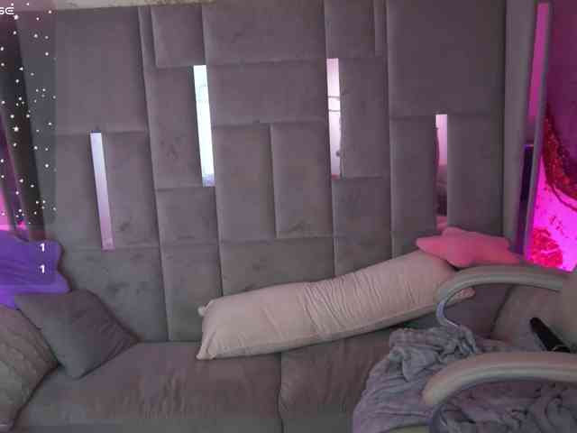MadameSin webcam