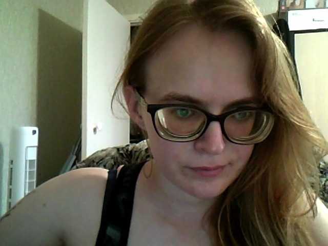 Mmmmyyyyrrrr live cam on BongaCams