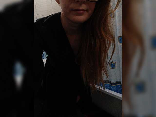 Mmmmyyyyrrrr live cam on BongaCams