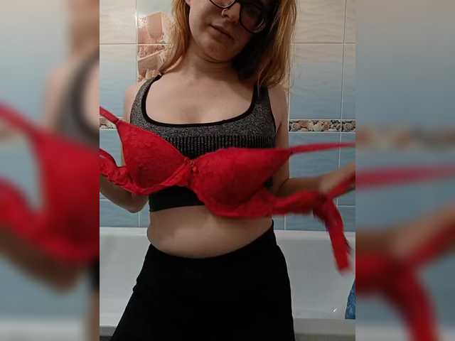 Mmmmyyyyrrrr live cam on BongaCams
