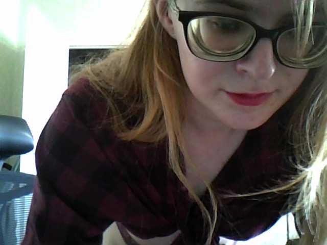 Mmmmyyyyrrrr live cam on BongaCams