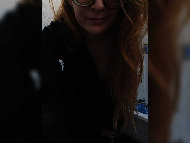 Mmmmyyyyrrrr live cam on BongaCams