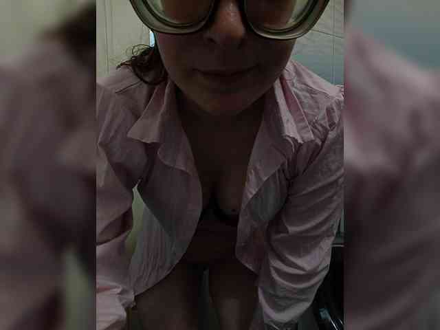 Mmmmyyyyrrrr webcam
