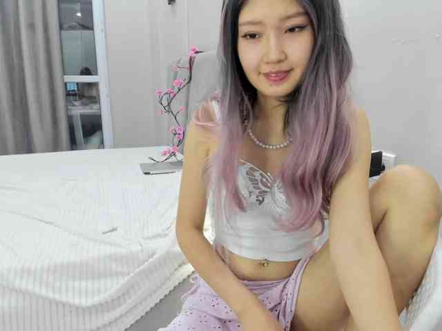 モデル: AsianJenny