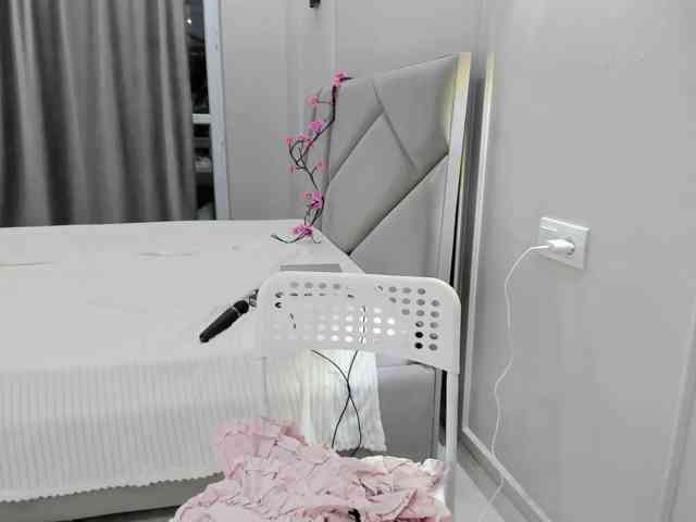 AsianJenny webcam