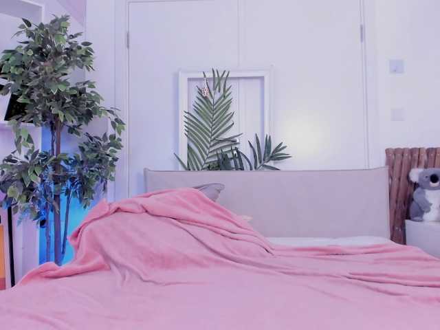 MiuMaka live cam on BongaCams