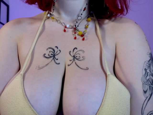 MiuMaka, en vivo ahora en BongaCams