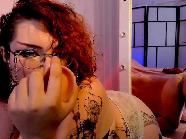 MiuMaka live cam on BongaCams