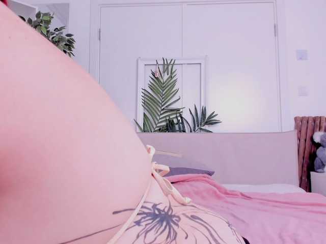 MiuMaka live cam on BongaCams