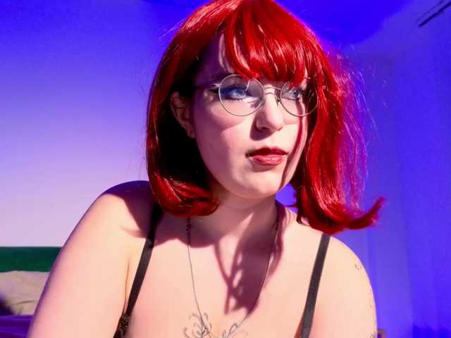 MiuMaka live cam on BongaCams