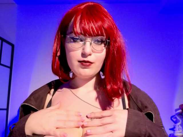 MiuMaka live cam on BongaCams
